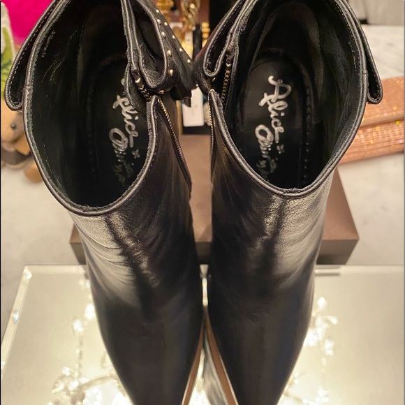 Alice and Olivia booties size 38 - Picture 4 of 5